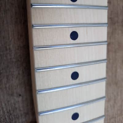 Big HEAD 21 steel frets guitar neck replacement maple, skunktail dowel insert steel frets 25.5 scale Bild 4