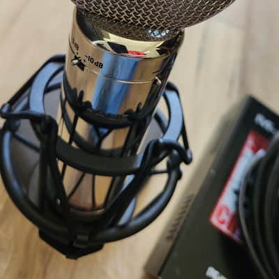 M-Audio Sputnik Large-Diaphragm Tube Mic | Reverb