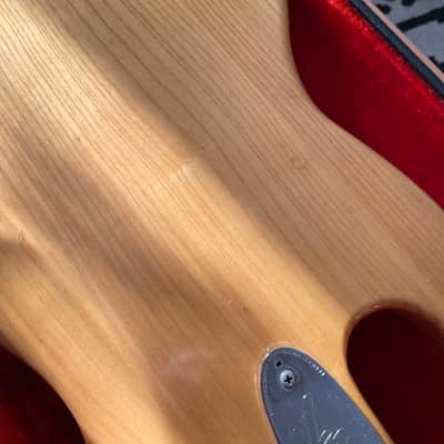 Vintage Fender Jazz Bass with Maple Fretboard 1976 - Natural image 14