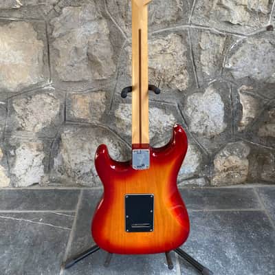 Fender Player Stratocaster HSS 2022 - Maple Fingerboard - Excellent Condition image 13