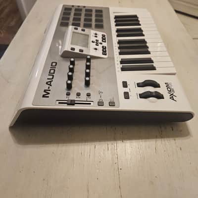 M Audio Axiom 25 Keyboard Controller image 9