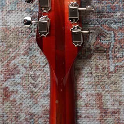 Rickenbacker 330 - 6 String model- Two Toaster pickups - 'R' tailpiece 1967 - Fireglo - One Owner Guitar - VERY CLEAN Bild 17