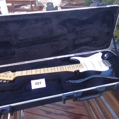 2014 Fender Eric Clapton 'Blackie' Stratocaster w/Seymour Duncan and other replacement pickups image 16
