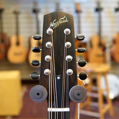 Northfield NFO-AT3 Wavelength Short-Scale Archtop Octave Mandolin Ox Amber w/Padded Gig Bag image 7