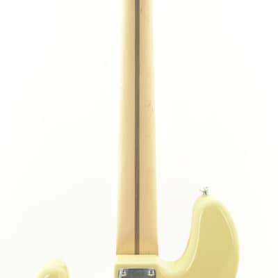 Fender Player Jazz Bass with Maple Fretboard 2018 - Present - Buttercream image 10