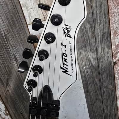 Peavey Nitro I with Single Humbucker and Kahler Vibrato 1986 - 1989 - White image 7
