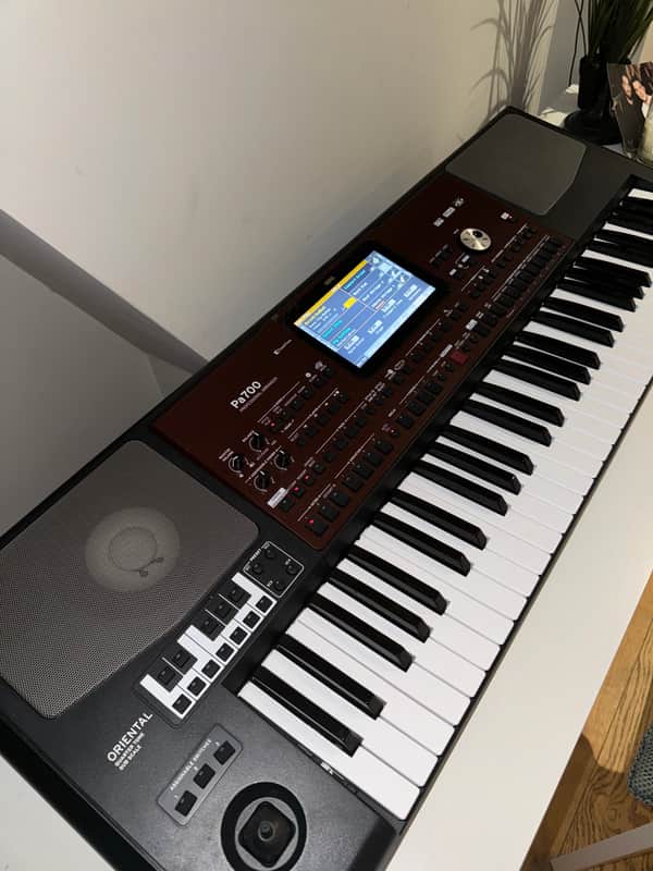 Korg Pa700 OR Professional Arranger - Oriental 2017 - Present - Black Bild 1