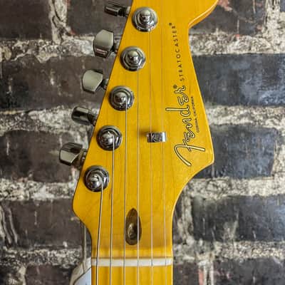 2022 Fender American Professional II Stratocaster with Maple Fretboard - Olympic White (USED) image 6