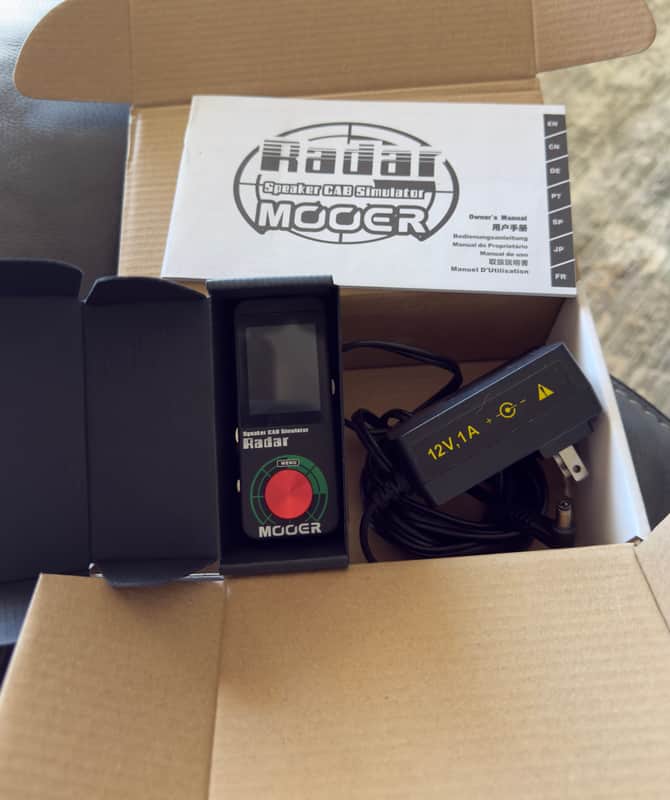Mooer Radar Speaker Simulator 2010s - Black image 1