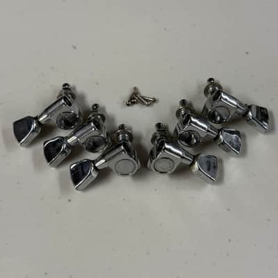 1970's Gibson Embossed Sealed Tuners with Bushings and Screws (T-418) image 1