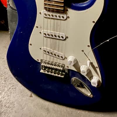 Kit Guitar Stratocaster Style All Put Together image 1