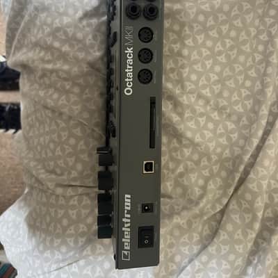 Elektron Octatrack MkII Dynamic 8-Track Performance Sampler 2017 - 2021 - Gray image 2