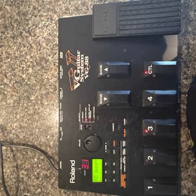 Roland VG-88 2000s w/ CUSTOM PATCHES BY “nickname jos”