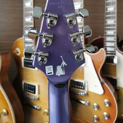 Epiphone Kirk Hammett 1979 Flying V 2024 - Purple Metallic image 10