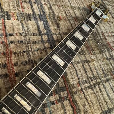 Epiphone "Inspired by Gibson Custom" '63 Les Paul SG Custom with Maestro Vibrola 2024 - Present - Classic White image 8