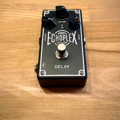 Dunlop Echoplex Delay tape echo simulation / MXR tap tempo switch / preamp image 5