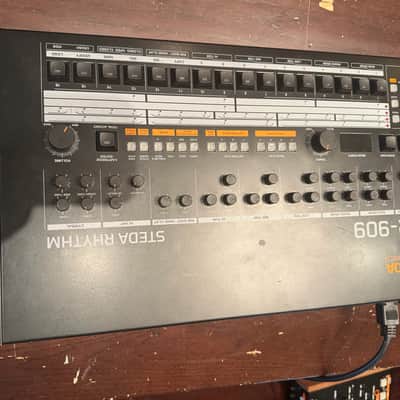Steda SR-909 – Excellent Condition image 2