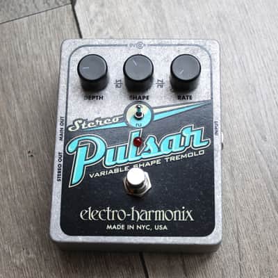 EHX "Pulsar (Variable Shape Analog Tremolo)" image 11