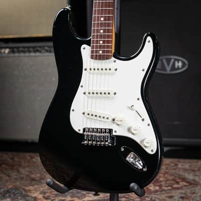 Fender MIM Stratocaster Electric Guitar - Black with Gig Bag - Used image 3