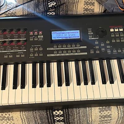 Yamaha MOXF8 Synthesizer with FL1024M Memory Card