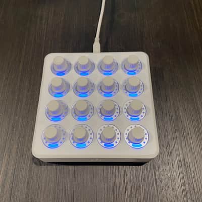 DJ Tech Tools Midi Fighter Twister 2010s - White image 1