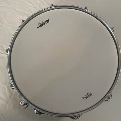 Ludwig LM402 Supraphonic 6.5x14" 10-Lug Aluminum Snare Drum 1985 - Present - Chrome-Plated image 1