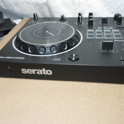 Pioneer DDJ-REV1 2-Channel DJ Controller 2022 - Present - Black image 5