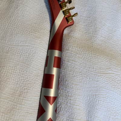 EVH Striped Series Shark with Wolfgang Humbuckers 2019 - 2024 - Burgundy/Silver Stripes image 7