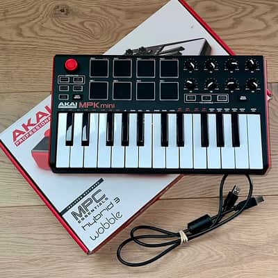 Akai MPK Mini Play Portable 25-Key MIDI Controller Black, Great Condition, Ships Fast !