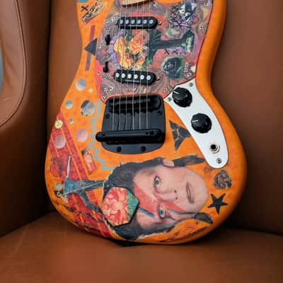 Fender David Bowie "Ziggy Stardust" Mustang 1 of 1 - Pro Setup - Artist Guitar - Original - Capri Orange image 3