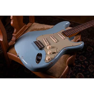 Fender Custom Shop Late 62 Strat Relic Faded Daphne Blue image 8