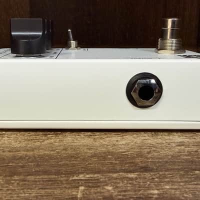 JHS 3 Series Hall Reverb 2021 - Present - White image 3