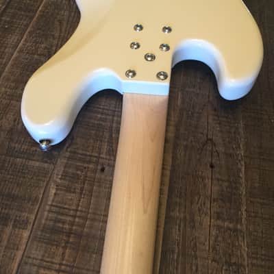 Custom Jazz bass 2018 Cream image 7