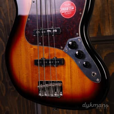 Squier Classic Vibe 60's Jazz Bass 3-Color Sunburst image 3
