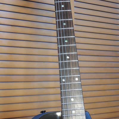 Yamaha AES720 BLACK/BLUE image 4