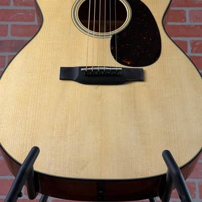 Martin Custom Shop 000-18 Acoustic Guitar - Natural image 6