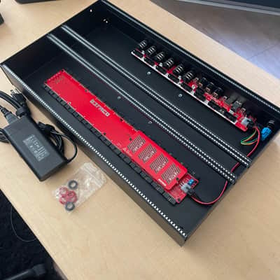 Befaco 7U Case 2024 - Black & Red image 3