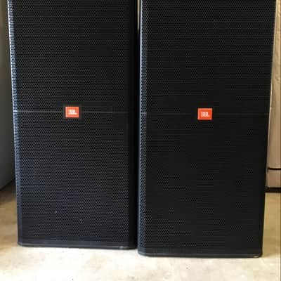 JBL SRX 725 PA Speakers (pair) w/ Covers image 1