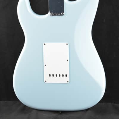 Fender Vintera III Early '60s Stratocaster Sonic Blue Rosewood Fingerboard image 7