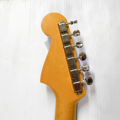 Fender Jazzmaster CIJ 1997 - Three-Tone Sunburst image 14