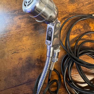 Electro-Voice 630 Omnidirectional Dynamic Microphone 1940 - 1969 - Chrome image 1