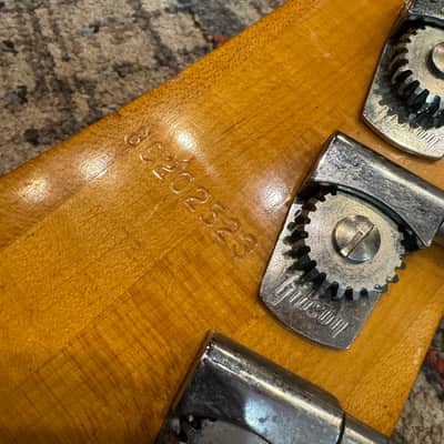 Gibson Victory Standard Bass 1981 - 1985 - Candy Apple Red image 20