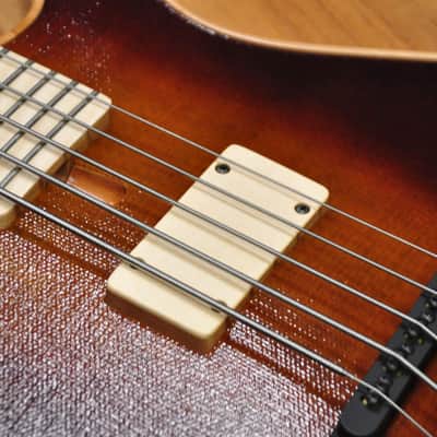 Marleaux Spock 5 - Tea Burst image 8