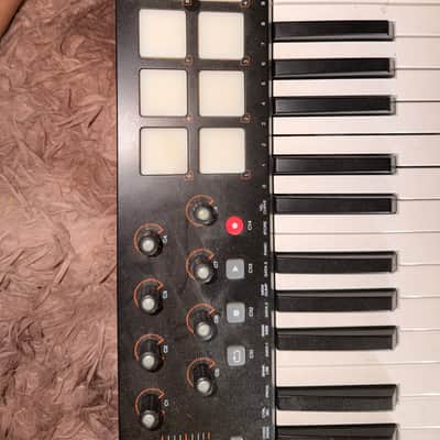 M-Audio Oxygen Pro Mini 32-Key MIDI Keyboard Controller 2020 - Present - Black image 3