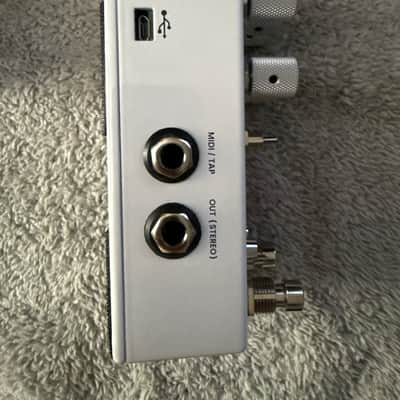 Chase Bliss Audio Reverse Mode C 2023 - White Graphic image 3