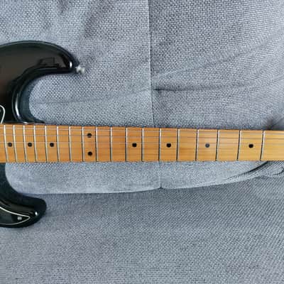 2006 Fender Classic Series '50s Stratocaster 2-Color Sunburst w/GIGBAG image 3