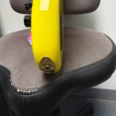 Fender MonoNeon Signature Jazz Bass V 2022 - Present - Neon Yellow image 8