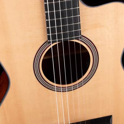 Used 2019 Martin 000C12-16E Nylon Acoustic Electric Guitar Natural with OHSC image 4