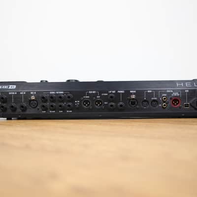 Line 6 Helix Floor Multi-Effects Guitar Processor image 8