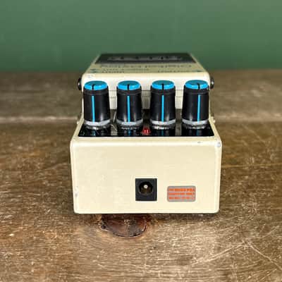 Boss DD-3(b) Digital Delay 2001 - Present - White imagen 7